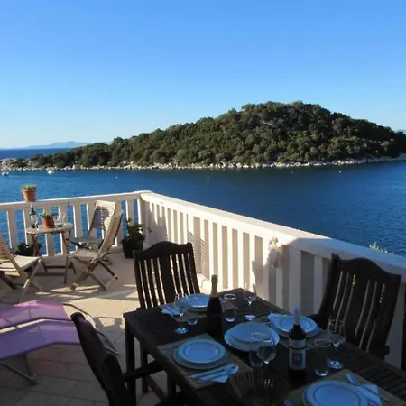 Maria Apartamento Lastovo